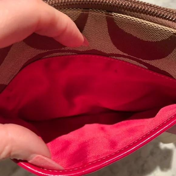 💕COACH ZIPPERED TOP CROSSBODY HANDBAG💕EXCELLENT CONDITION! - Picture 8 of 11